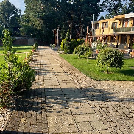 Hotel Írisz Nyíregyháza Exterior foto